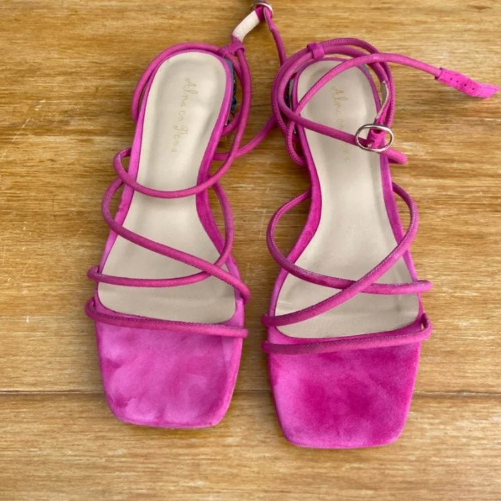 Alma En Pena Women's Embellished Pink Strappy Sandals